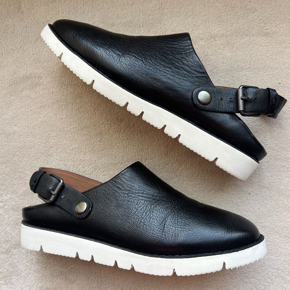 Gentle Souls by Kenneth Cole Derick Black Leather Slingback 2 Way Mule Women 7.5